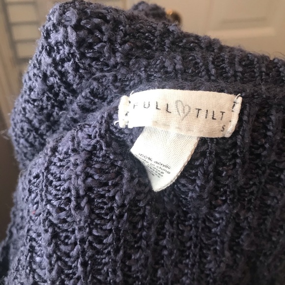 Full Tilt Loose Knit Sweater with pocket - Picture 5 of 6